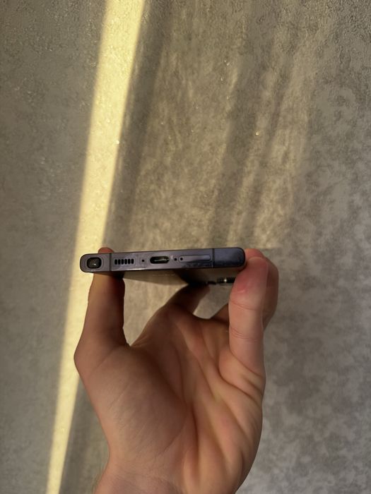 Samsung S 23 Ultra в идеале 512гб