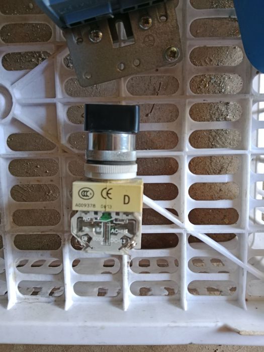 Продам катушку эл.магнитную переключатель