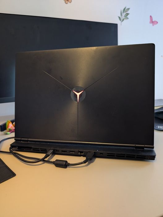 Lenovo Legion Y7000 PG0