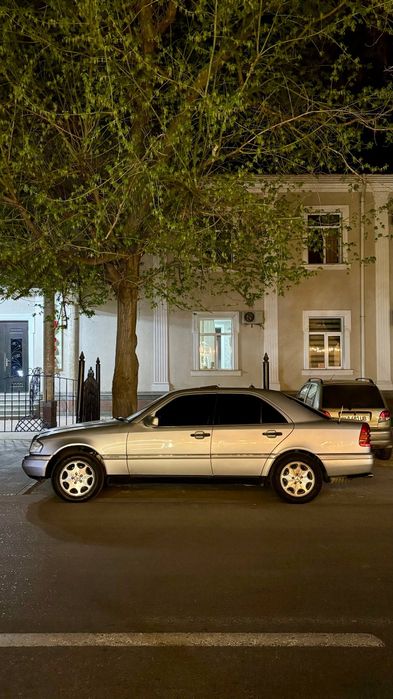 Продается Мерседес в кузове W202 ELEGANCE