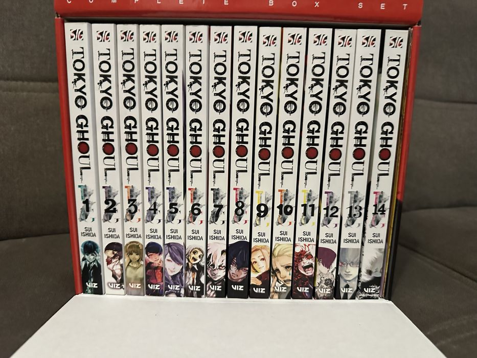 Tokyo Ghoul Complete Box Set (1–14) + poster – stare foarte bun