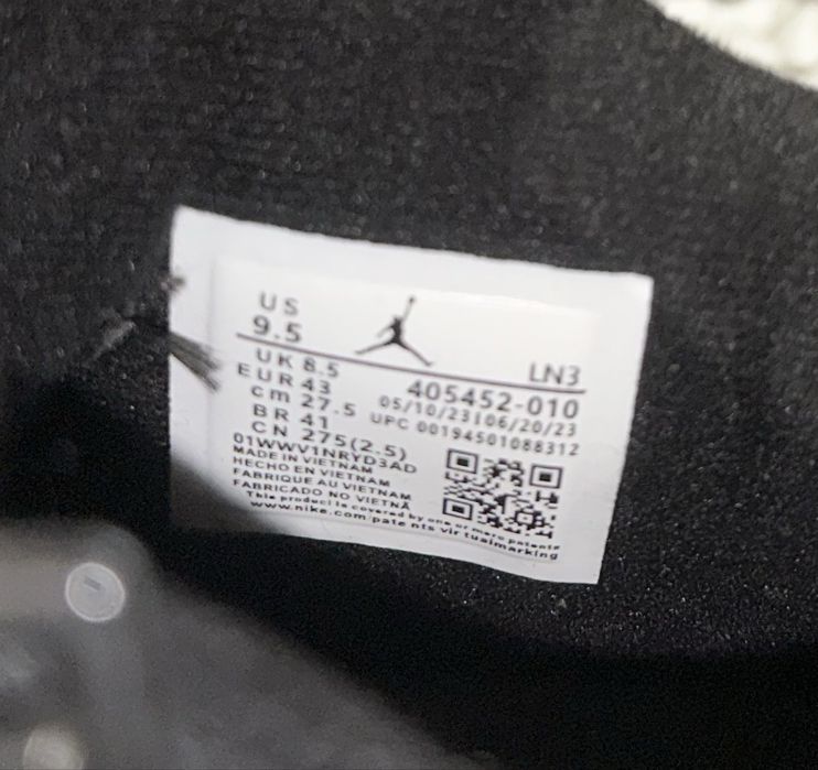 Air Jordan 4 - 43,44,45,46