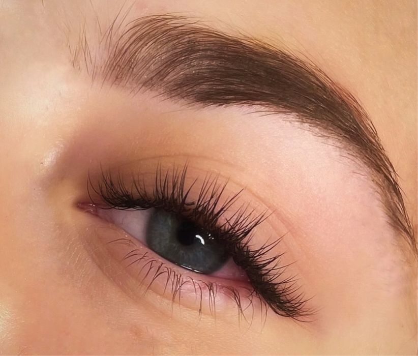 Наращивание ресниц от 5000 тг.