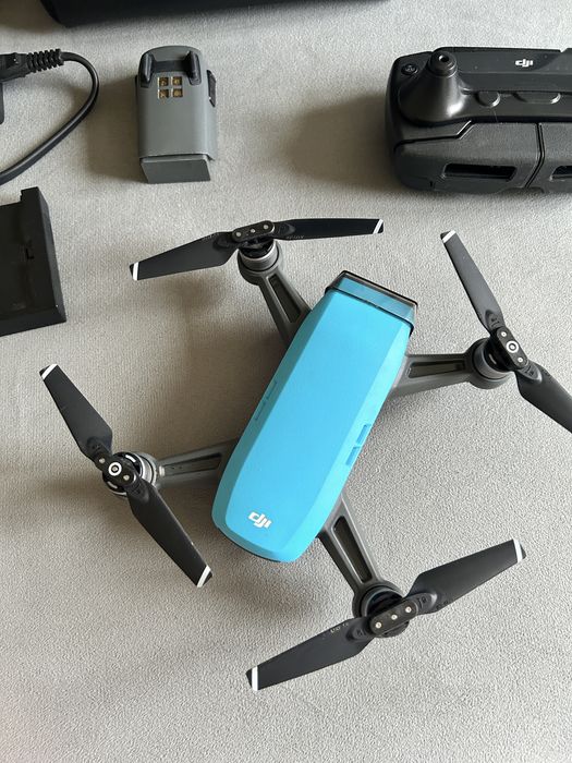 Дрон DJI Spark Fly More Combo