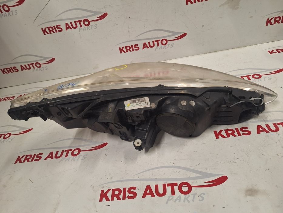 Ляв фар Peugeot 308 / Пежо 308 2009г.