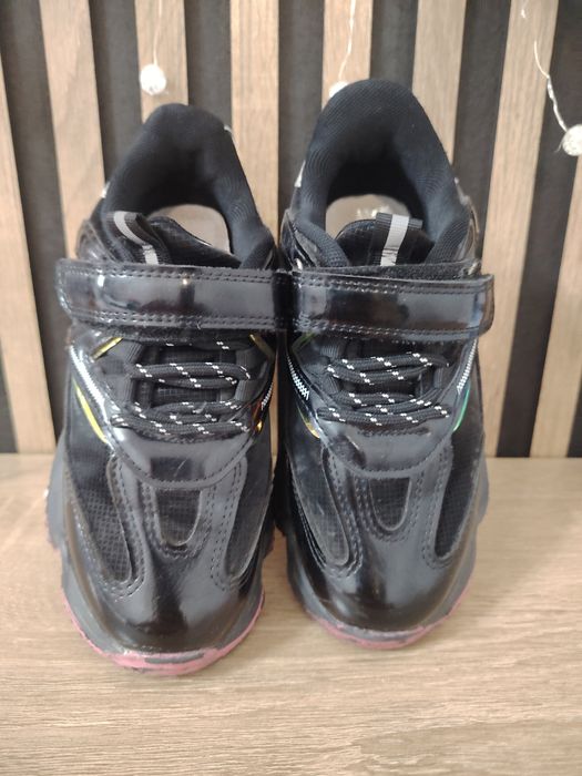 Adidași copii nr 32-33