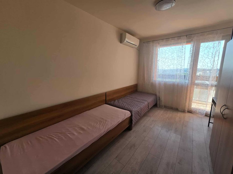 Дава се под наем Тристаен апартамент в София, Красно село - 120 кв.м за 820 € - Снимка #12