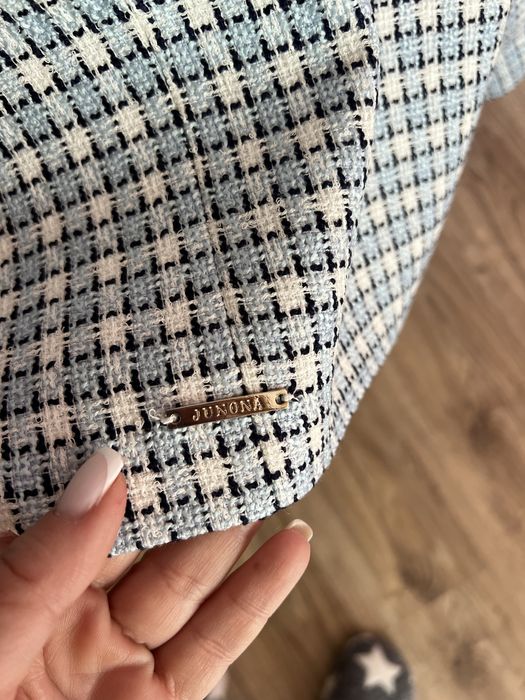 Пола и сако Junona