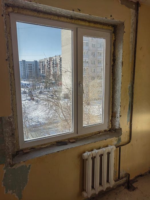 Окна пластиковые 2шт, бу,