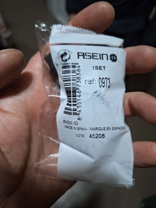 Perii carbuni ridgid 300 535 1233