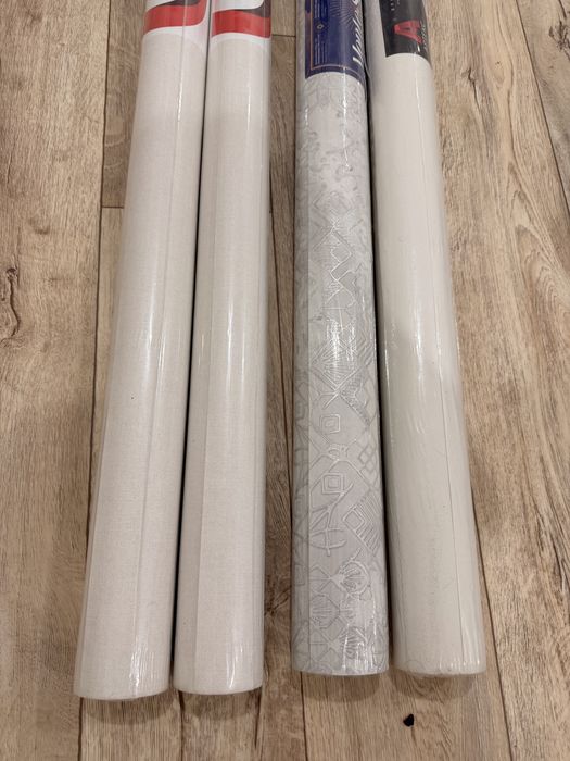 Продам обои новые