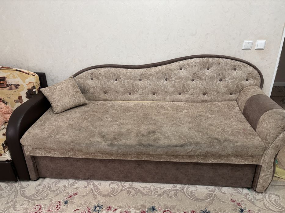 Продам тахта двухместная