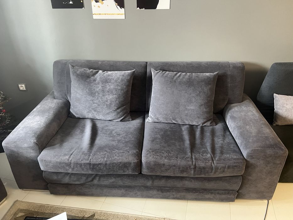 Диван 2 бр и Кресло