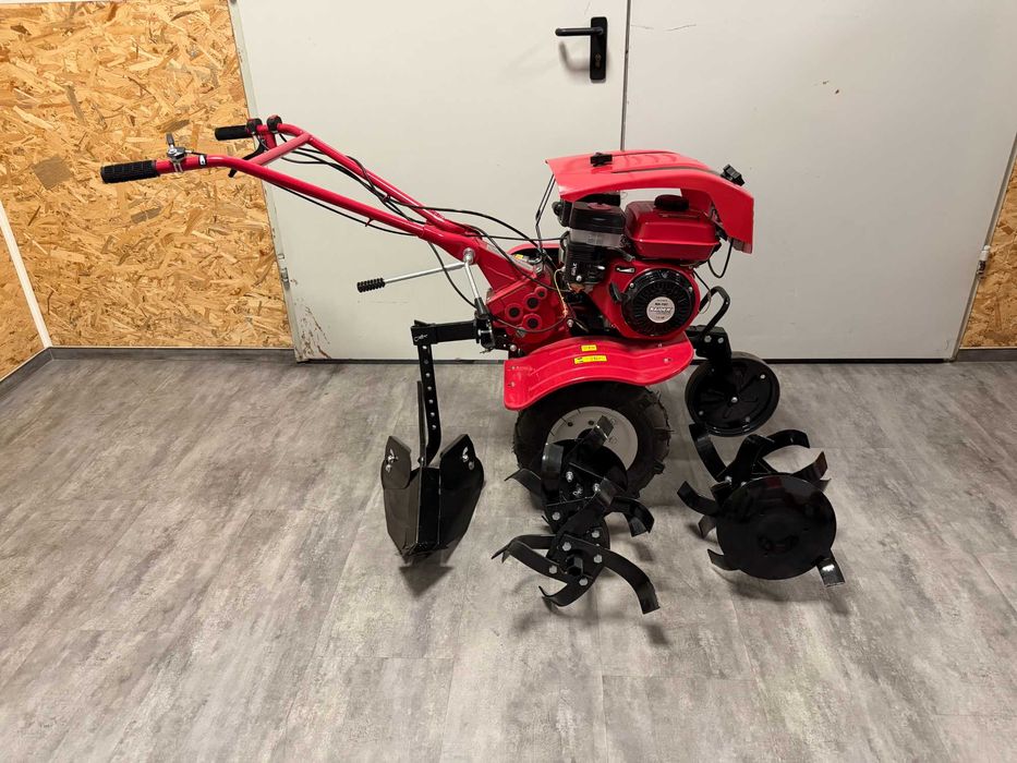 095112	Мотофреза бензинова 5.2kW (7.0hp) 2+1 ск. к-т RD-T07 В Кашон