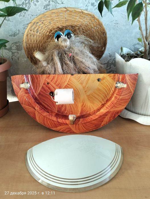 Продам настенное бра