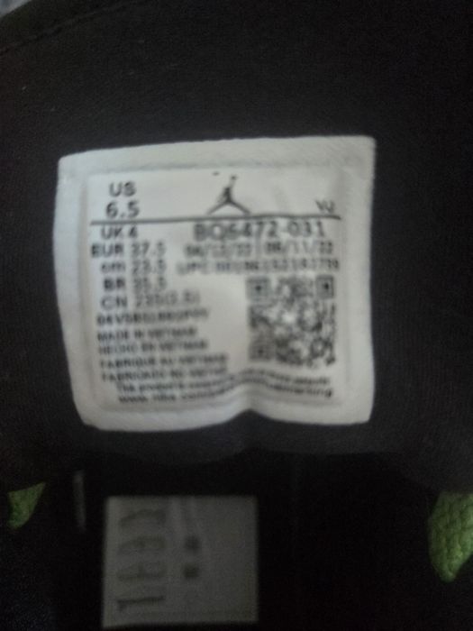 Маратонки   Air Jordan  N 37,5 НОВИ