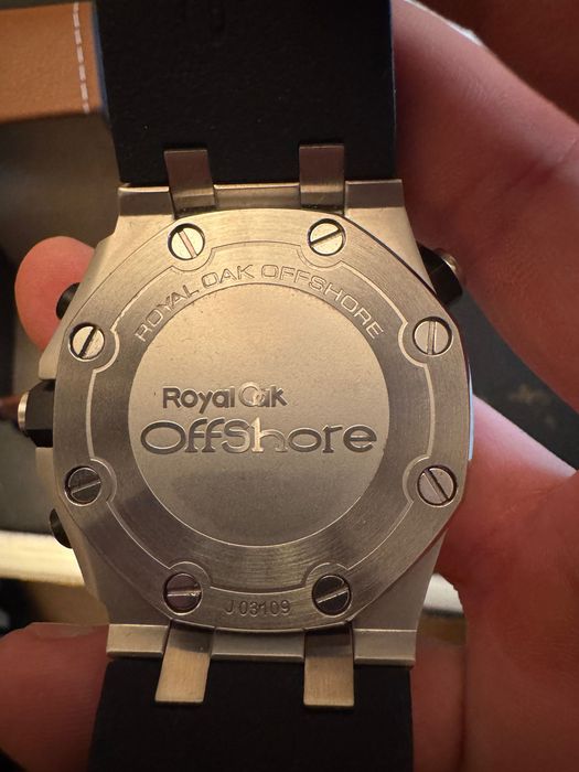 Часовник Royal oak offshore