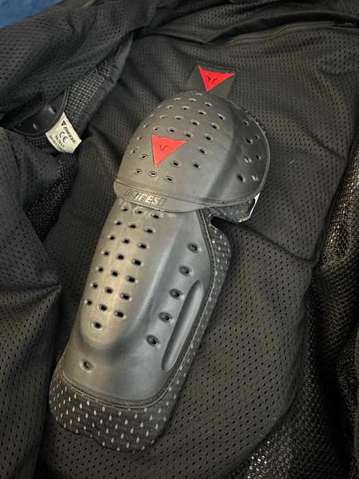 Geacă moto Dainese vară ventilată, protecții + protecție spate, mărimea 52