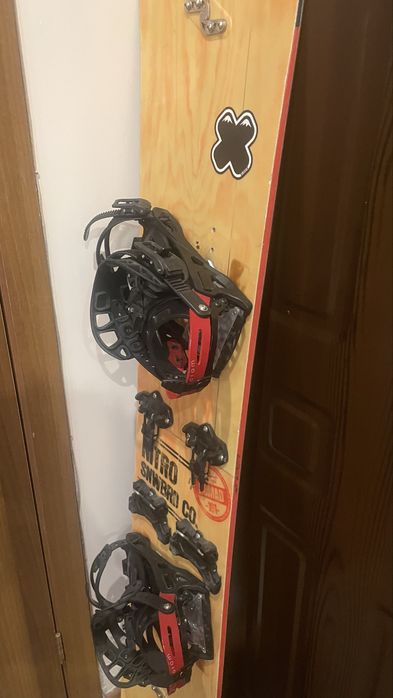 Сплитборд Nitro 161cm., автомати Karakoram и колани Kohla + сгъв. щеки