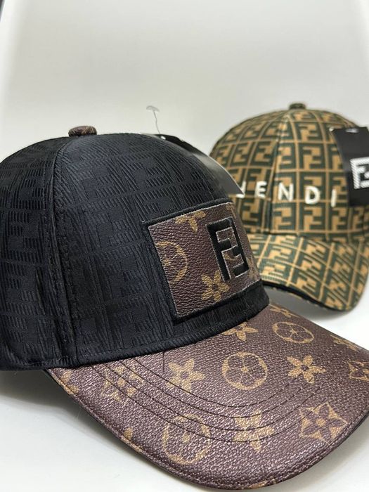 Продам кепки бренд