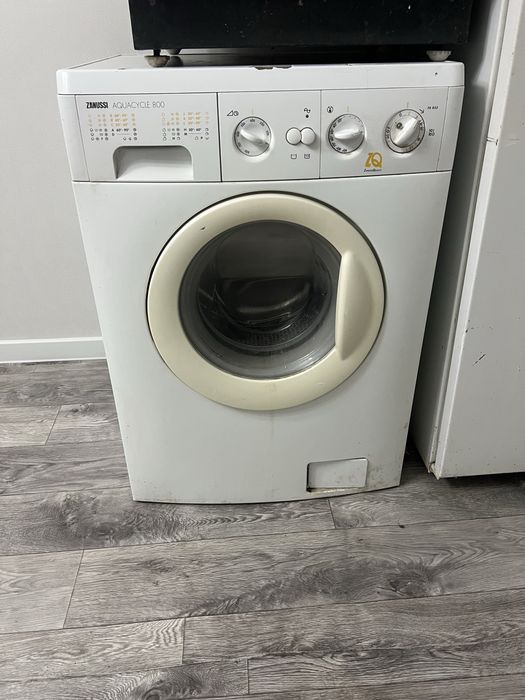 Продам Стриальную машинку