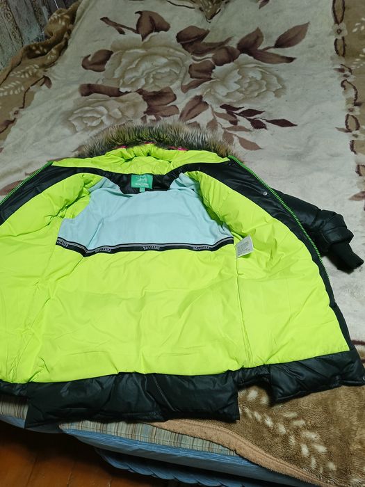 Продам куртку зимнюю