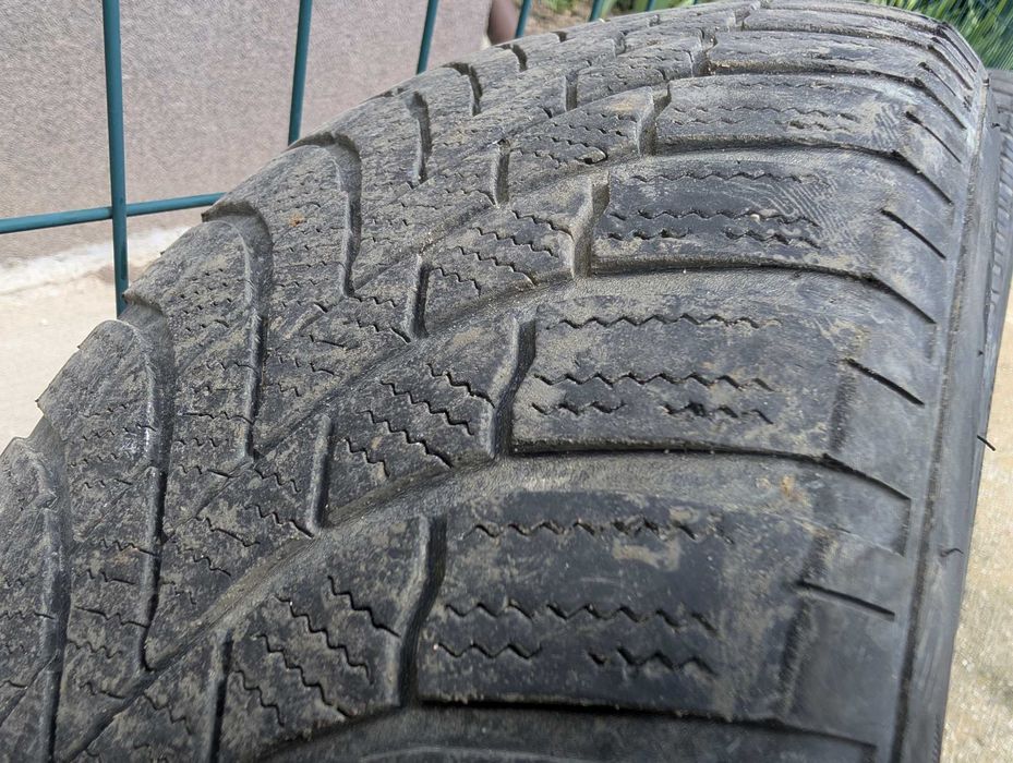 set 4 cauciucuri iarna Bridgestone Blizzak 215/60 R17