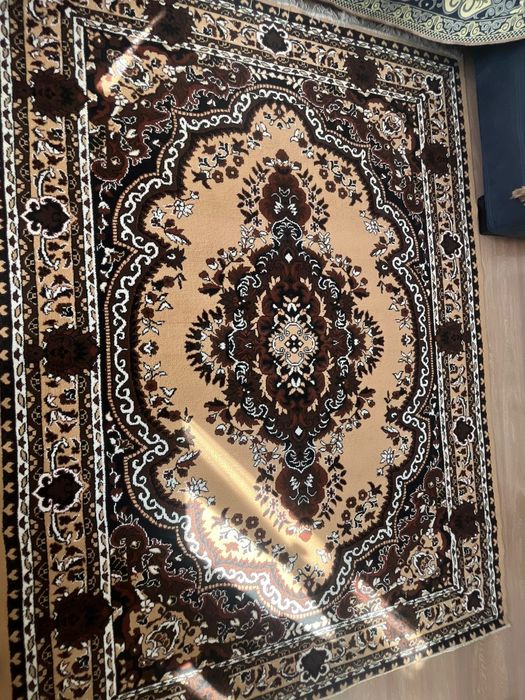 Продадим палас размером 3*2