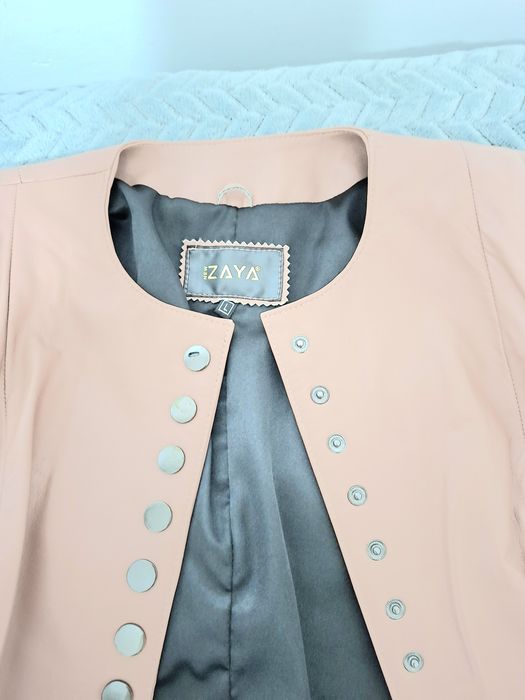 Geaca piele naturala, 38-40, roz pudrat, cu capse, Noua,  nepurtata