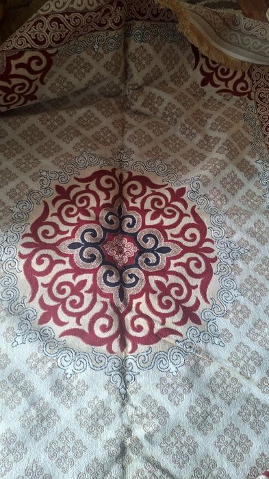 Продам ковры 2×3