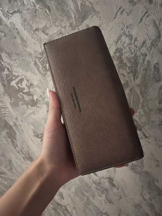 Продам кошелек в очерь хорошем состоян и