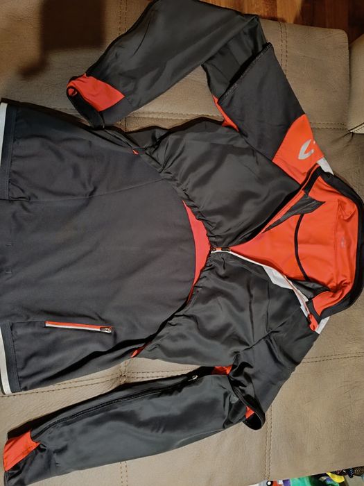 Спортно горнище Kalenji ( Decathlon)