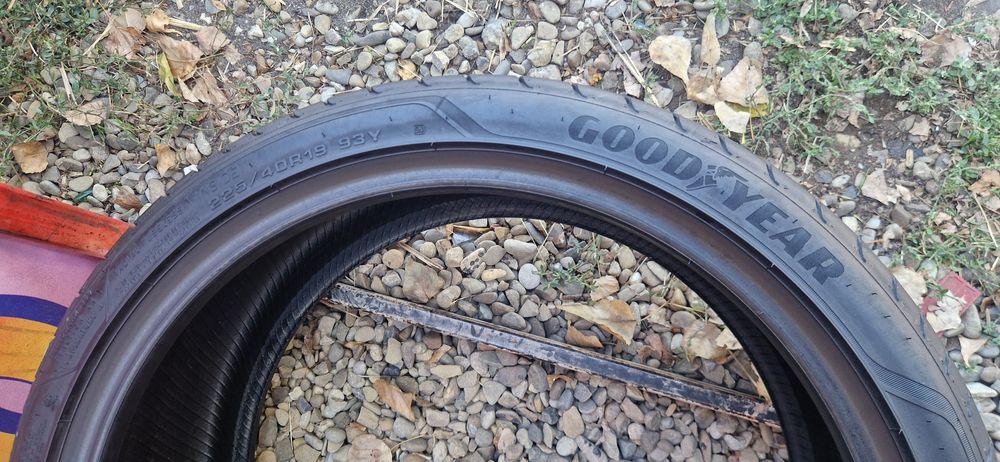 1 Anvelope Good Year 225 40  R19 de vara Run-flat.  Dot 2021