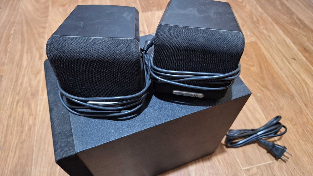 Колонки с сабвуфером microlab