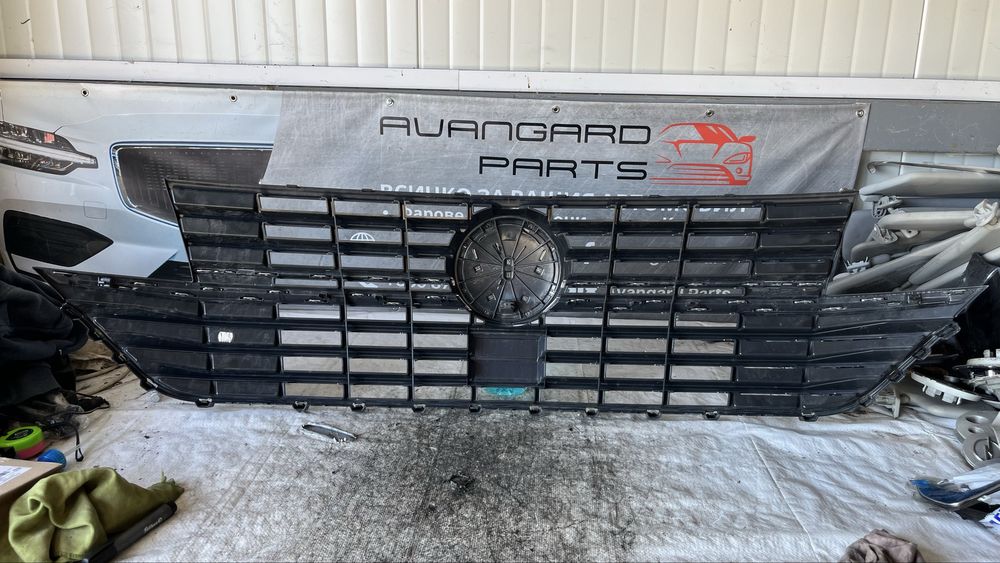 Volkswagen Transporter T6/T6.1 предна решетка