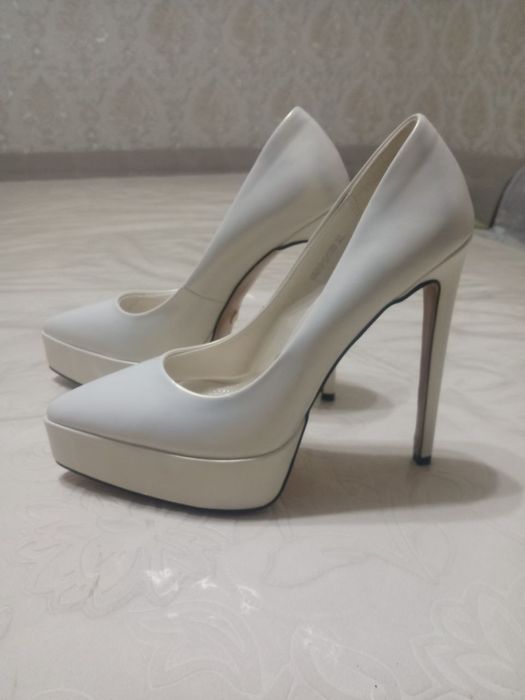 Женские Туфли 38 размер это новый