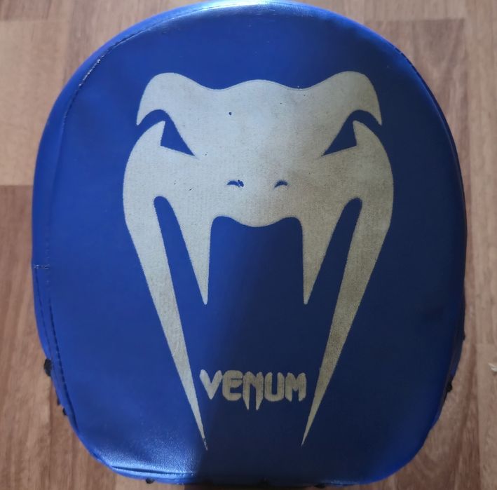 Набор для каратэ или борьбы