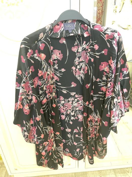 Продам женскую одежду