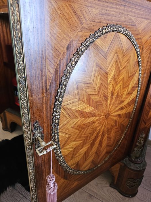 Comoda Art Noveau , blat marmura , bronz masiv