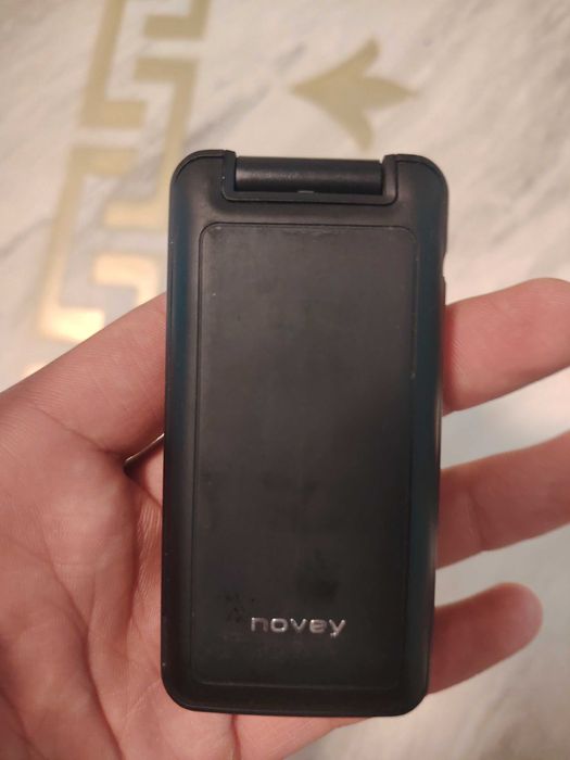 Novey model telefon