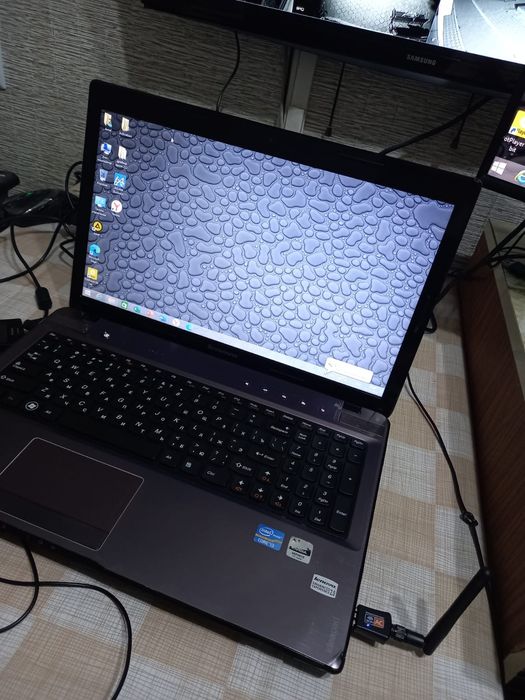 Срочно продаеться ноутбук Леново