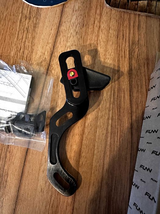 Продавам FUNN chain guard за планинско колело