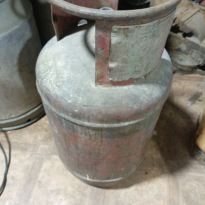 Продам газовый балон