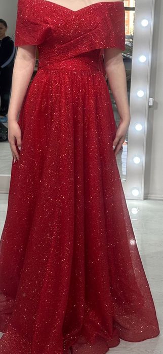 Платье вечернее, блестящее для выпускного вечера