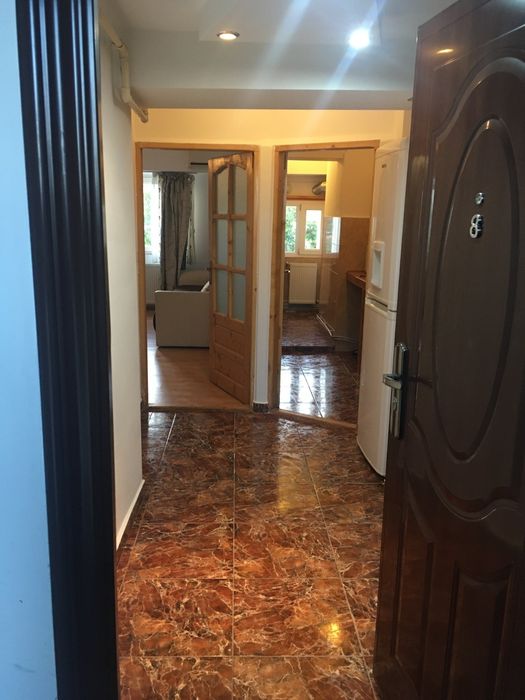 Propietar inchirierez garsoniera ultracentrala i