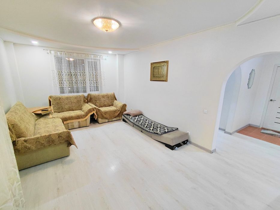 Сдается 2 комнтаная квартира