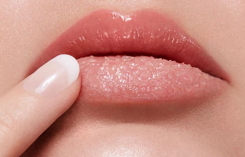 Захарен скраб за устни