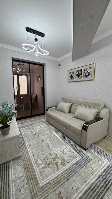 СРОЧНО !! Продается квартира в Яшнабаде 1/2/8 ( 45кв/м ) ЖК AZIA HOUSE