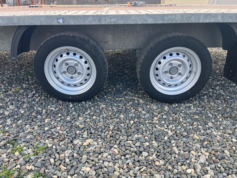 Remorca transport auto