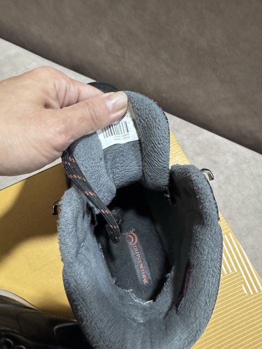 Ботинки для мальчика Outventure 35 р